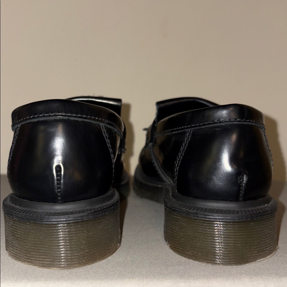 Unisex Dr. Martens Adrian Unisex Tassel Loafers size 5 Ladies Like New - Picture 5 of 15